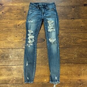American Eagle Med Wash Ne(x)t Level Stretch Destroyed Womens Jeans 2R